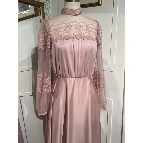Vintage Women's JCPenney Fashions Pink Gown Dress Sheer Lace Arms